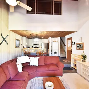 Cozy At Canyon Lodge! Sleeps 8, A Walk To Canyon Holiday home